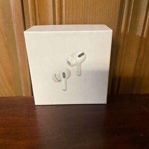 Apple White Earbud Headphones